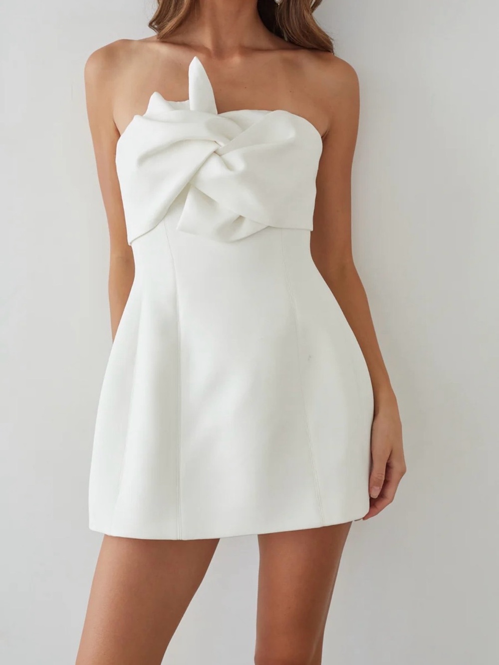 American Threads Alix Strapless Twist Front Bubble Mini Dress XS white